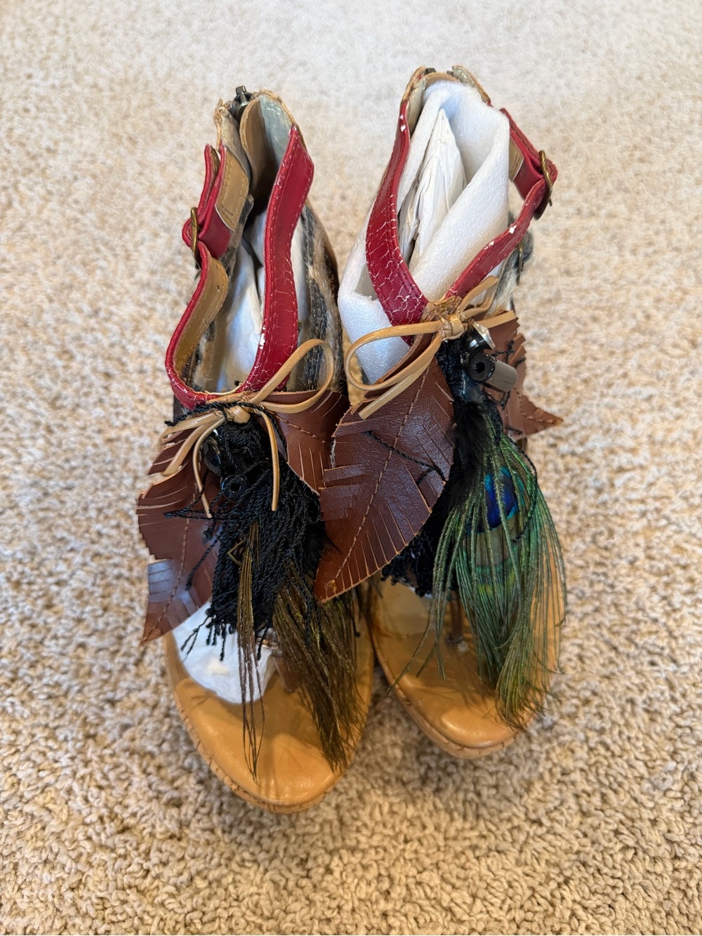 Boho Feather Accent Women's Sandals in Tan & Red